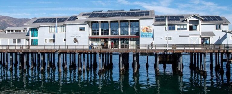 CAPTION-The-Sea-Center-proudly-displays-its-commitment-to-sustainability-and-solar-energy